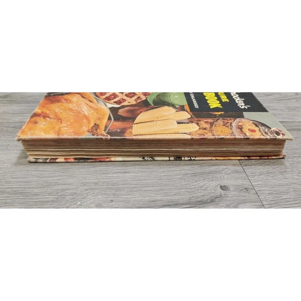 Betty Crocker's Picture Cook Book Revised Enlarged Second Edition 4th Print 1956